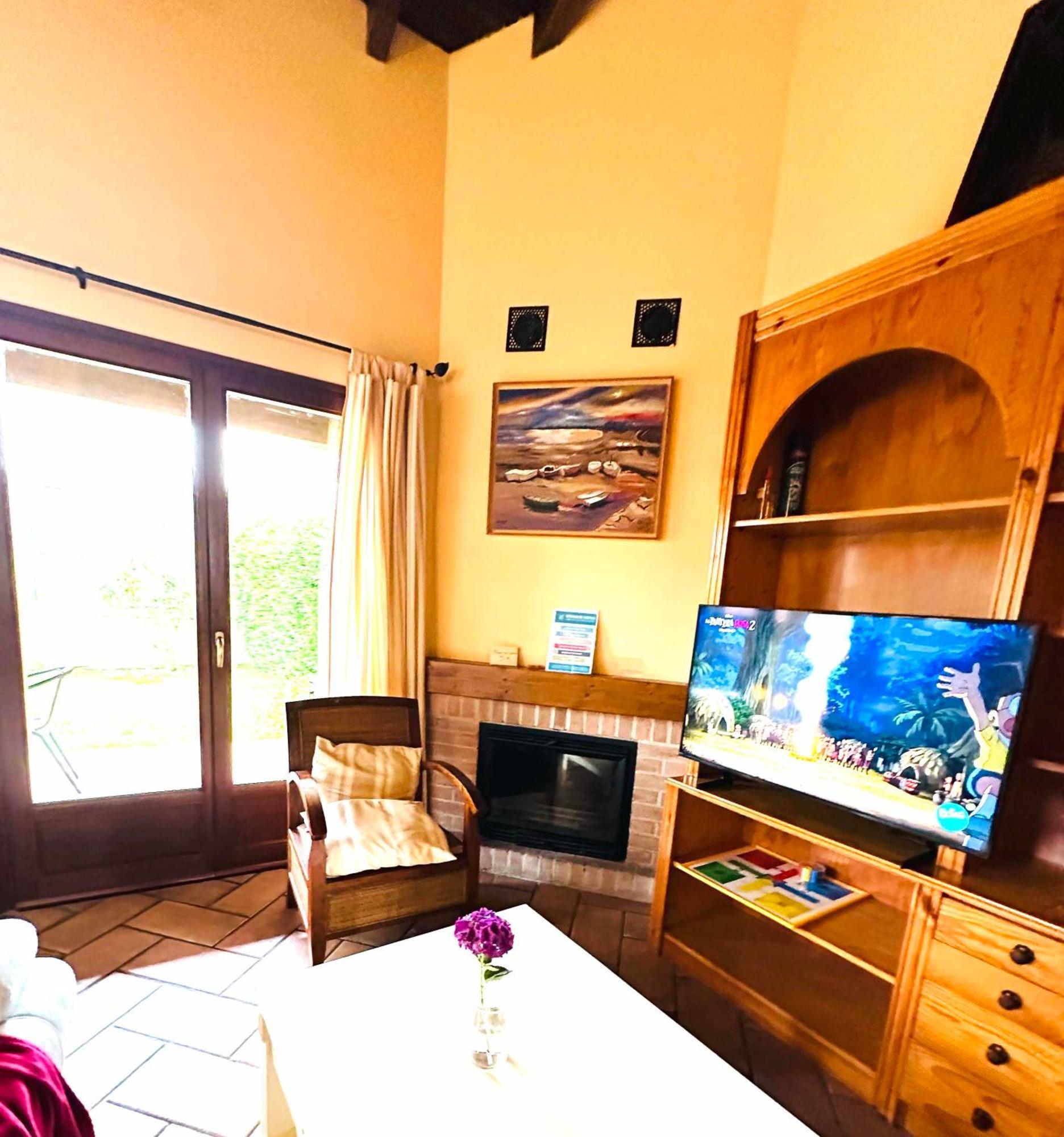 Apartamentos Rurales La Carbayala Oviñana Exteriör bild