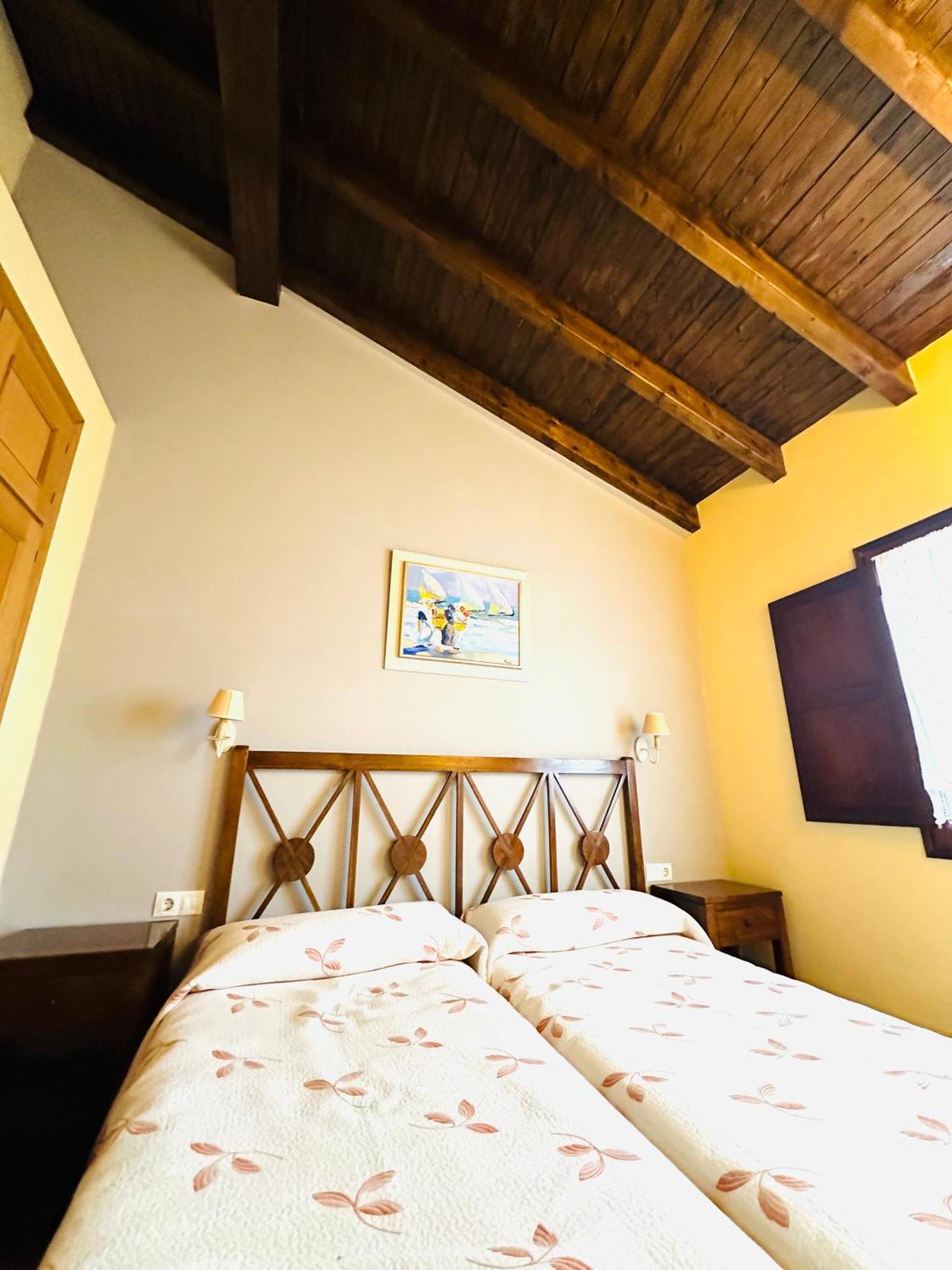 Apartamentos Rurales La Carbayala Oviñana Exteriör bild
